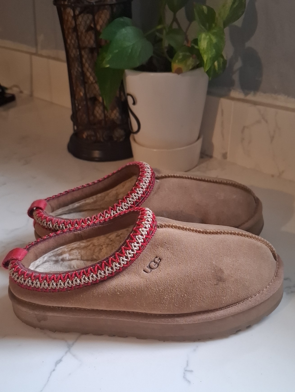 UGG Tasman Kids Chestnut Suede Slip-On Slippers with Red Trim